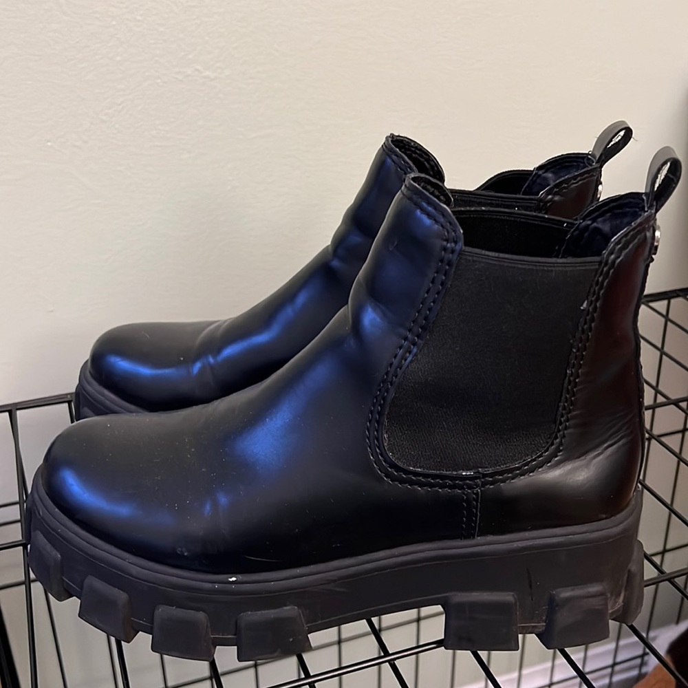 Black leather chunky boots